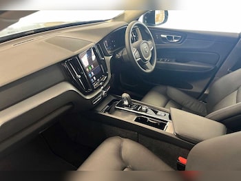 Used Volvo XC60 2024 for sale - 75439987: Photo