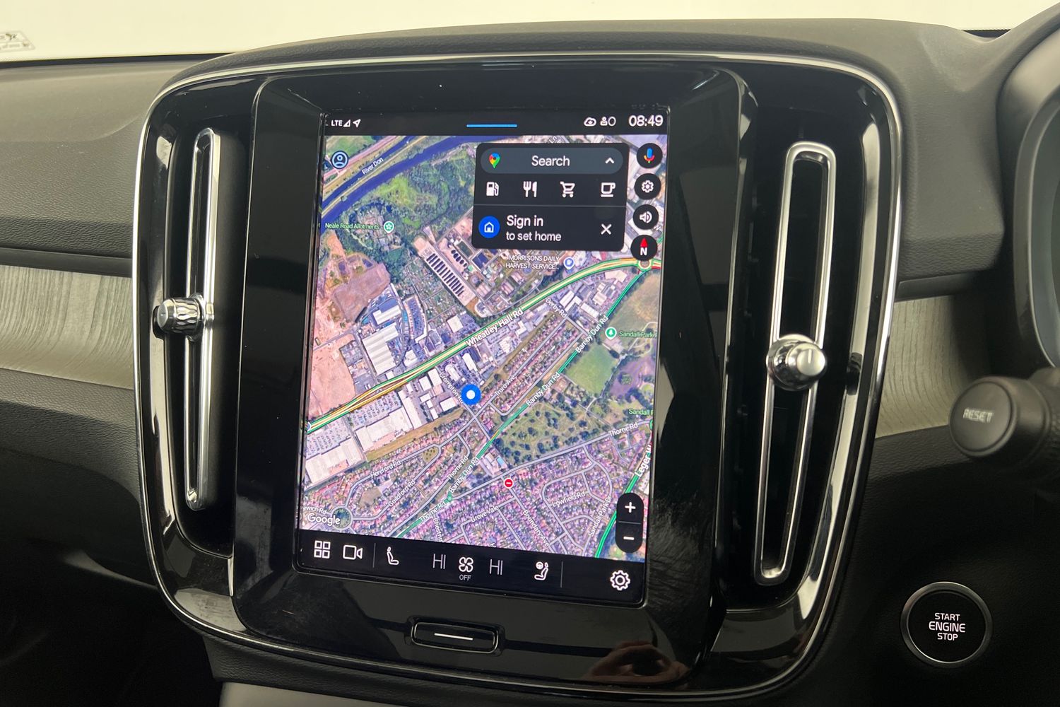 Used Volvo XC40 2025 for sale - 77665049: Photo 15