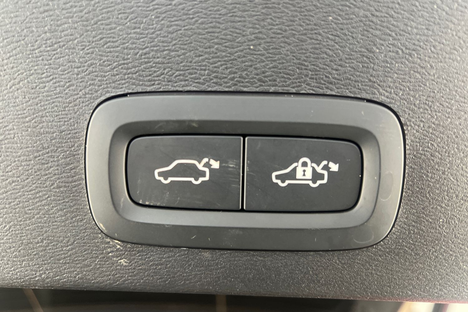 Used Volvo XC40 2025 for sale - 77665049: Photo 22