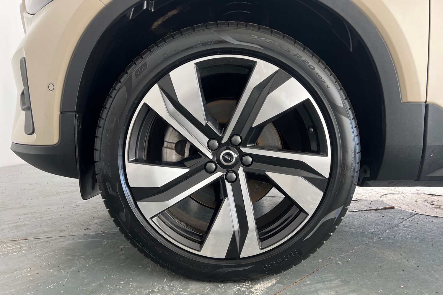 Used Volvo XC40 2025 for sale - 77665049: Photo 26