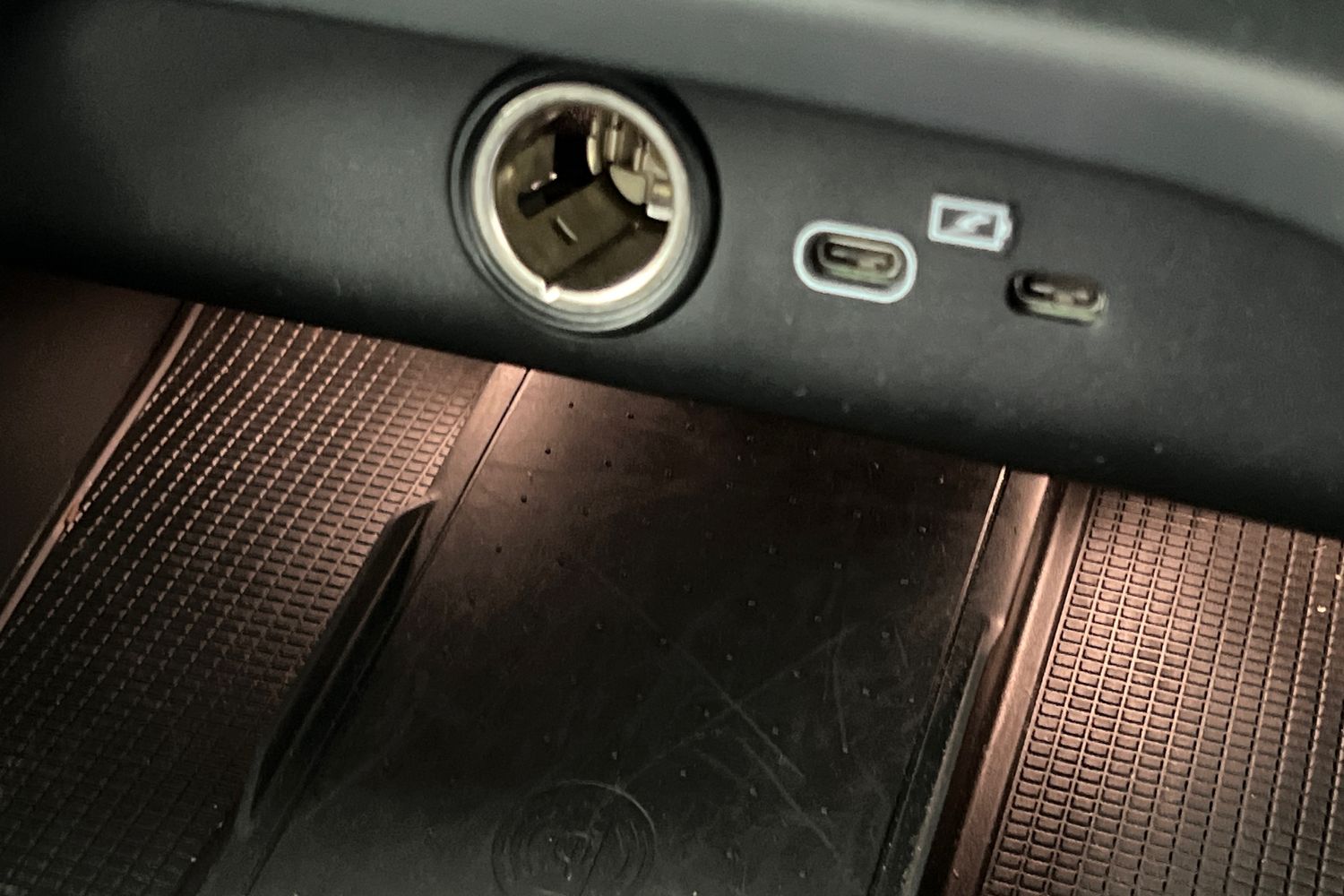 Used Volvo XC40 2025 for sale - 77665049: Photo 35