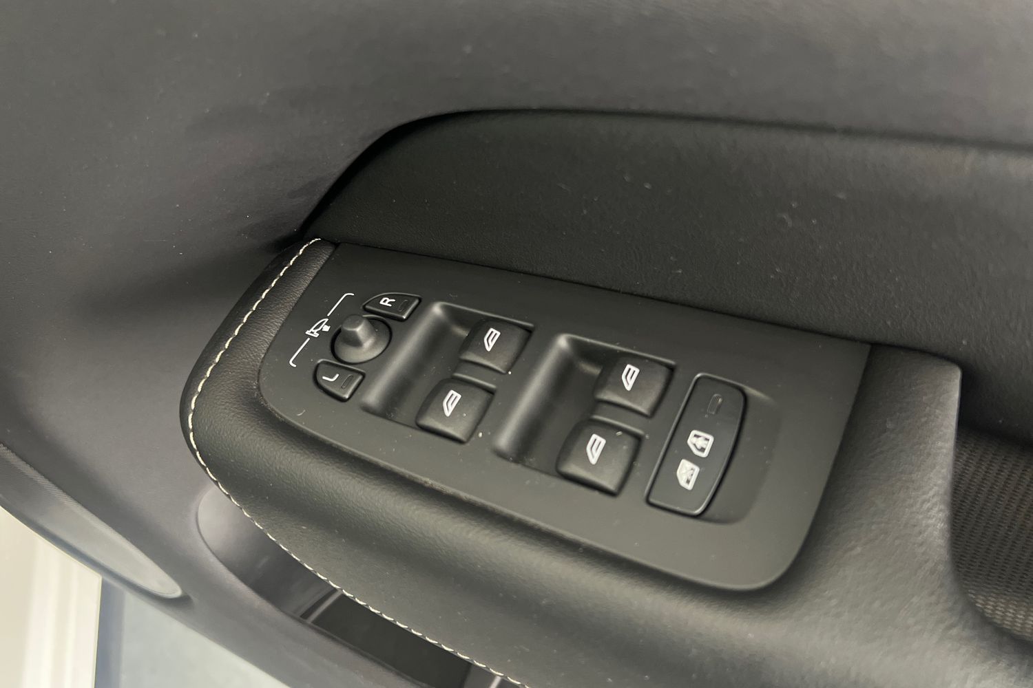 Used Volvo XC60 2022 for sale - 76479914: Photo 30