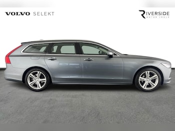 Used Volvo V90 2020 for sale - 76130524: Photo