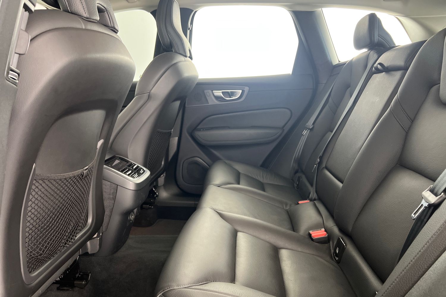 Used Volvo XC60 2023 for sale - 76796356: Photo 17