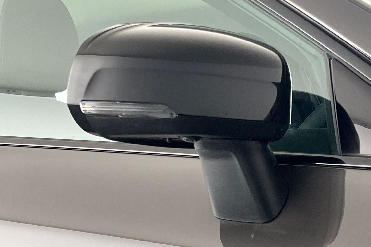 Used Volvo XC60 2023 for sale - 76796356: Photo 19