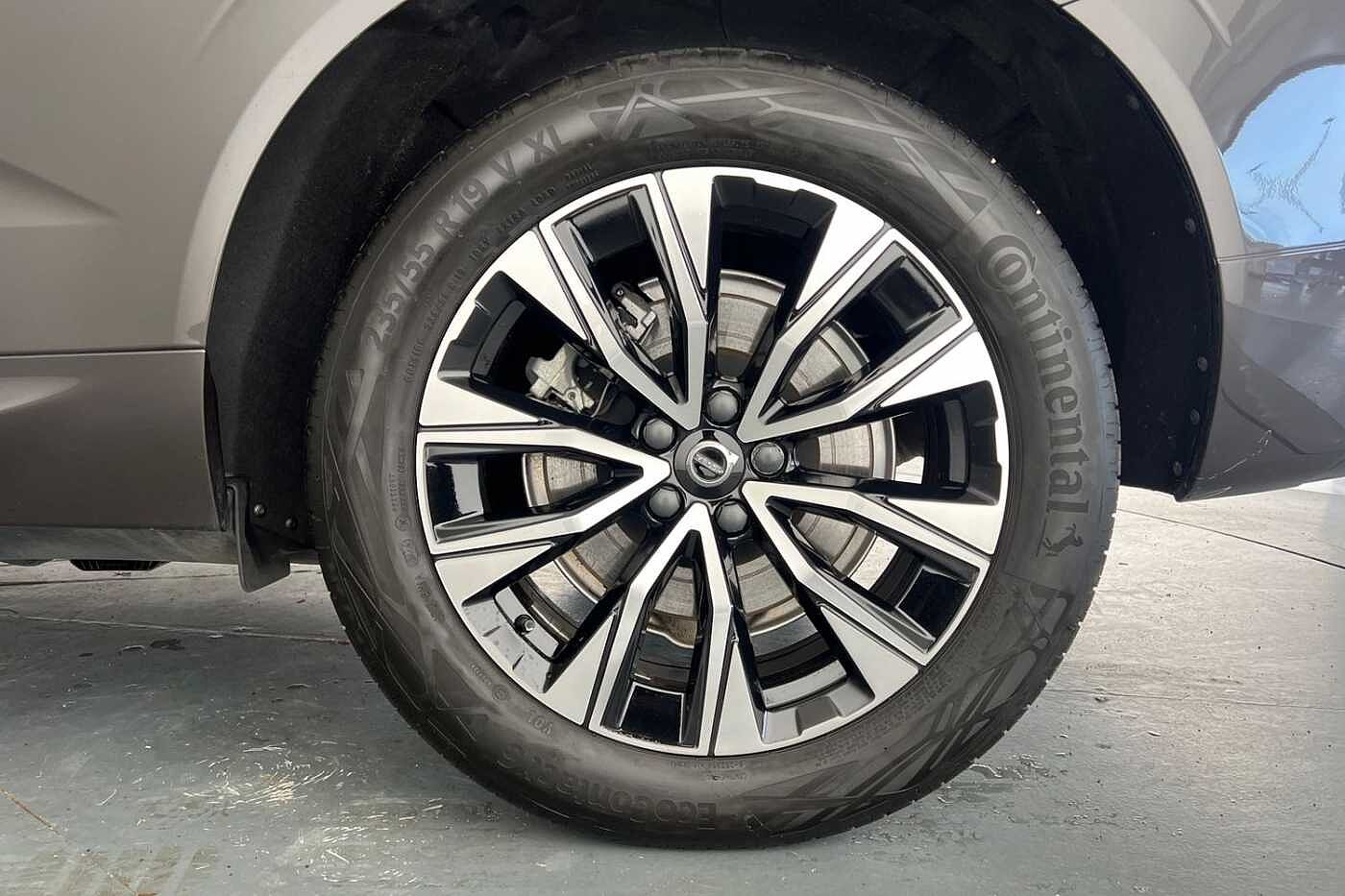 Used Volvo XC60 2023 for sale - 76796356: Photo 25