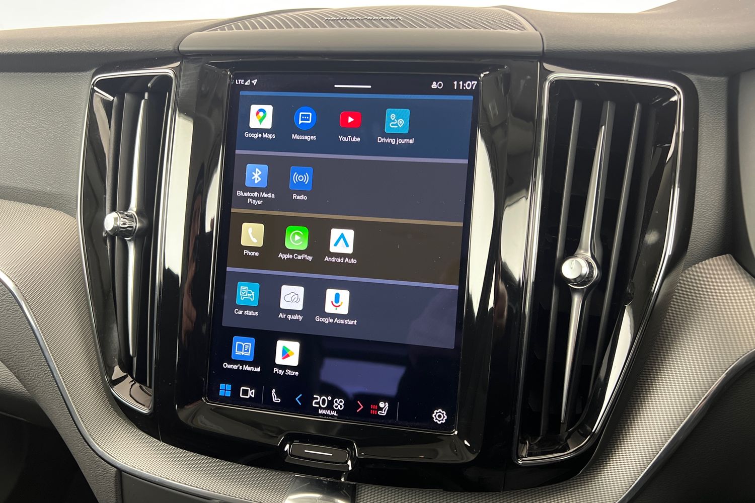 Used Volvo XC60 2023 for sale - 76796356: Photo 33