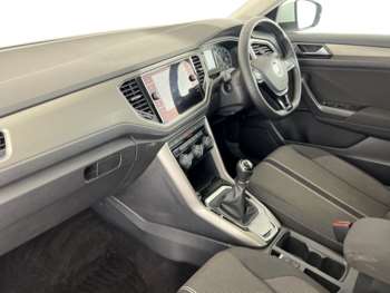 Used Volkswagen T-Roc 2021 for sale - 74869811: Photo