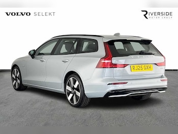 Used Volvo V60 2025 for sale - 78406482: Photo