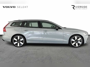 Used Volvo V60 2025 for sale - 78406482: Photo