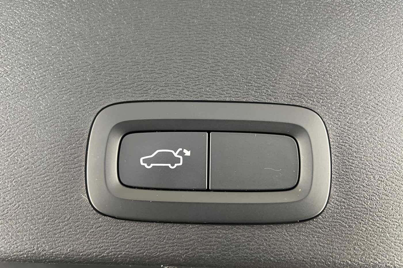 Used Volvo XC40 2021 for sale - 76796343: Photo 22