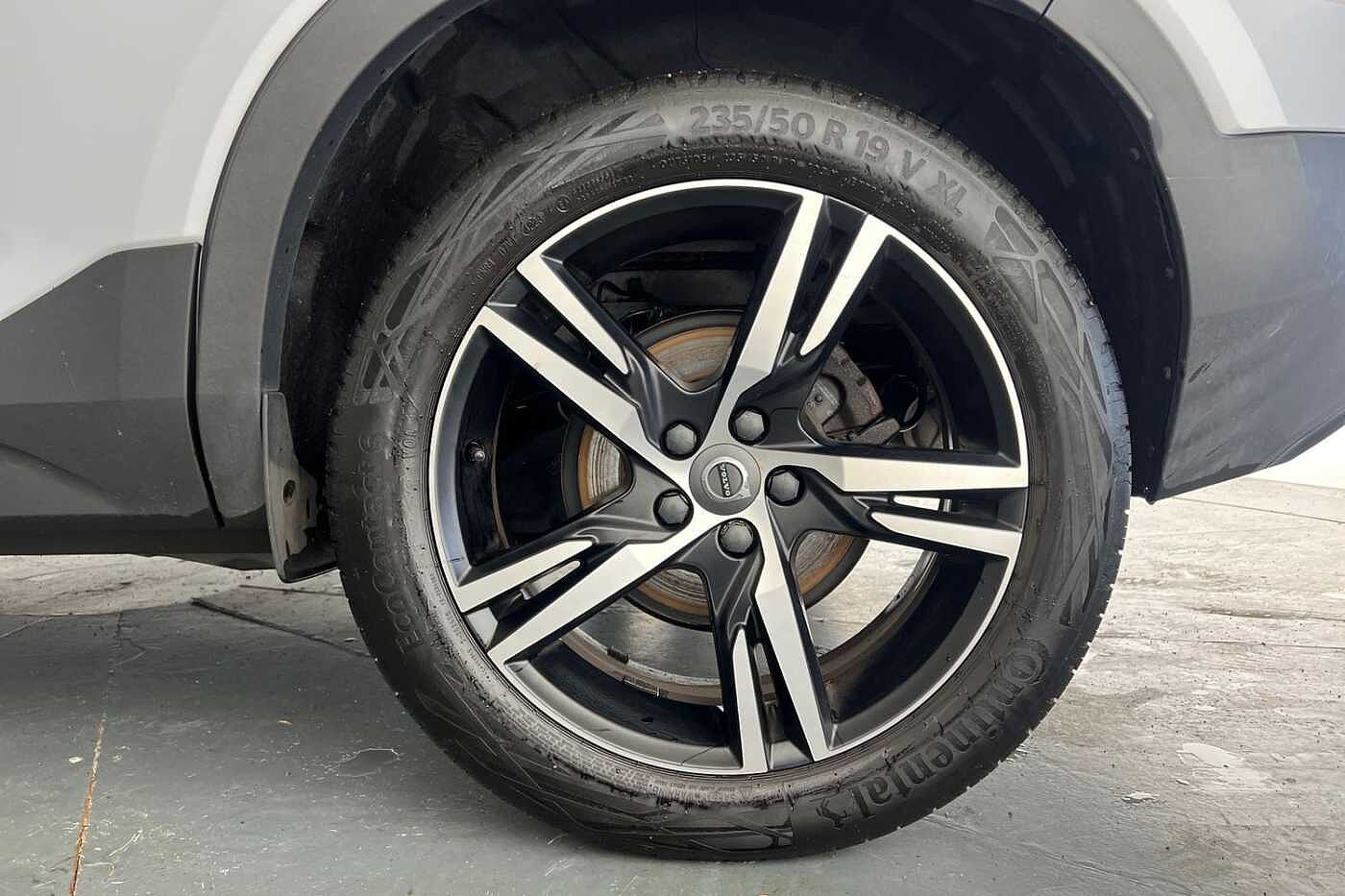 Used Volvo XC40 2021 for sale - 76796343: Photo 25