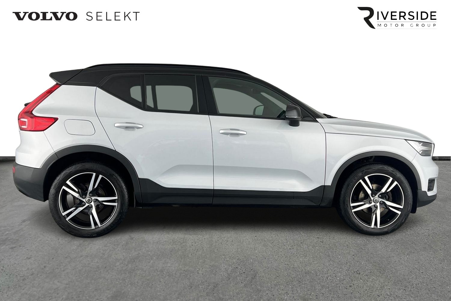 Used Volvo XC40 2021 for sale - 76796343: Photo 4