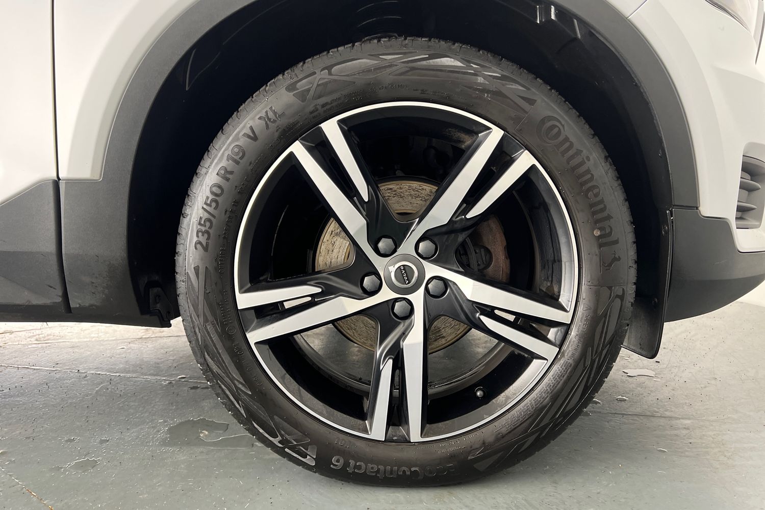 Used Volvo XC40 2021 for sale - 76796343: Photo 5