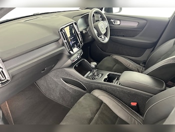 Used Volvo XC40 2022 for sale - 75439992: Photo