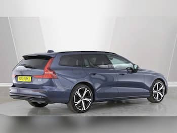 Used Volvo V60 2025 for sale - 79673816: Photo