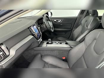 Used Volvo V60 2025 for sale - 79673816: Photo