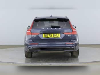 Used Volvo V60 2025 for sale - 79673816: Photo