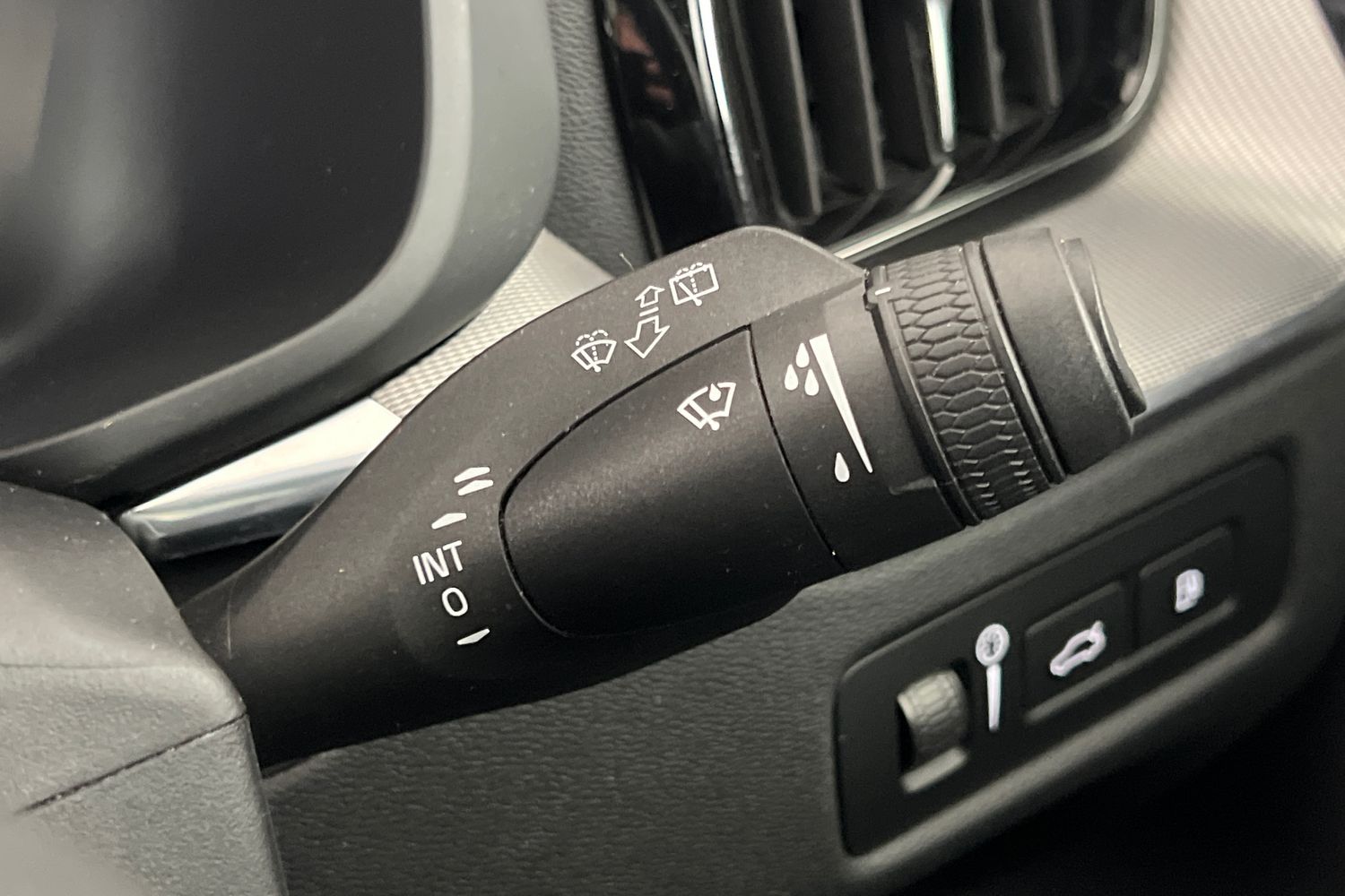 Used Volvo XC60 2022 for sale - 77353703: Photo 38