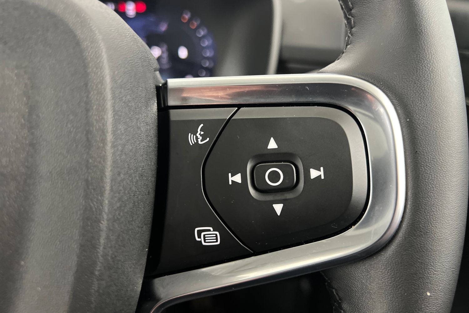 Used Volvo XC40 2025 for sale - 77504301: Photo 12