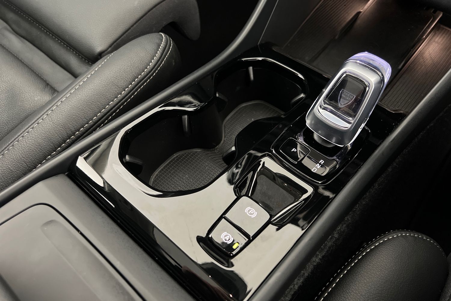 Used Volvo XC40 2025 for sale - 77504301: Photo 13