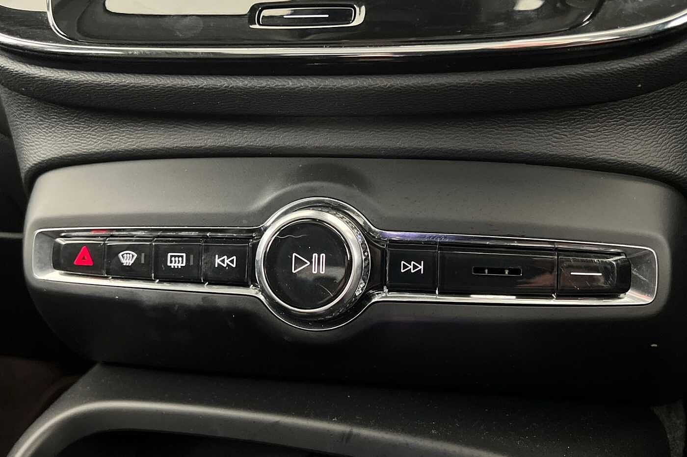 Used Volvo XC40 2025 for sale - 77504301: Photo 14