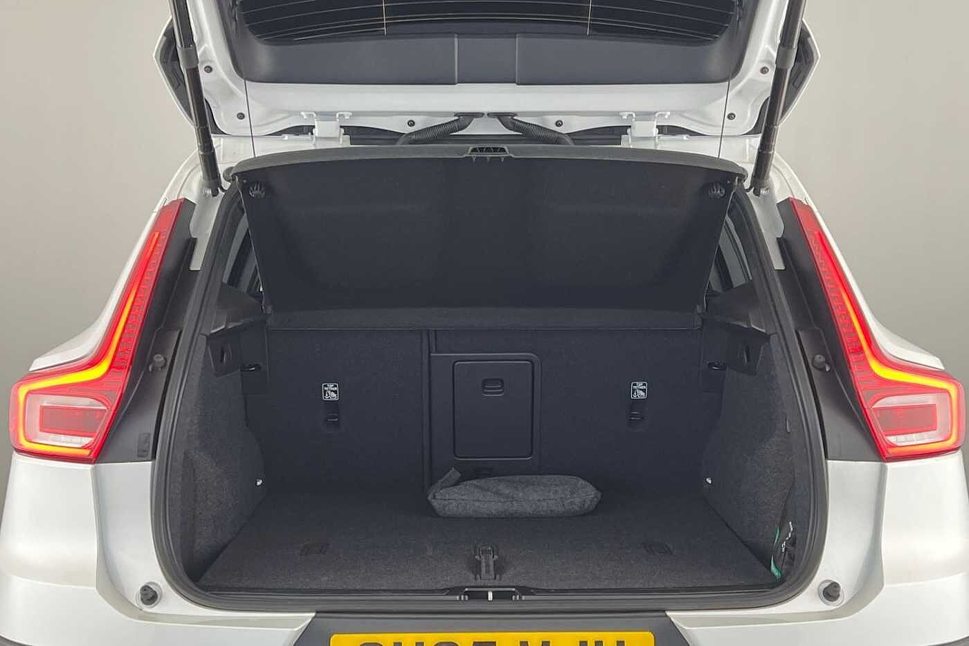 Used Volvo XC40 2025 for sale - 77504301: Photo 8