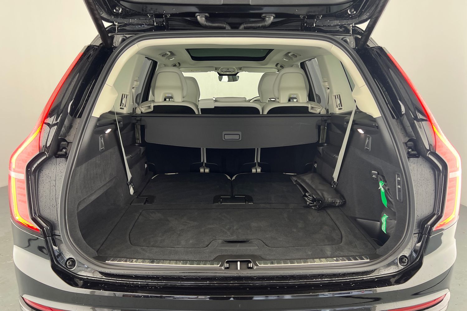 Used Volvo XC90 2025 for sale - 76479772: Photo 8