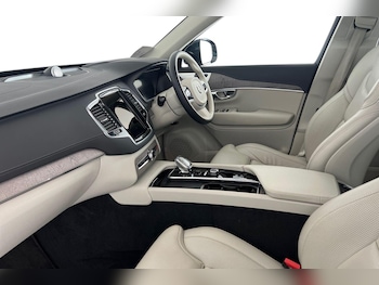 Used Volvo XC90 2023 for sale - 79284423: Photo