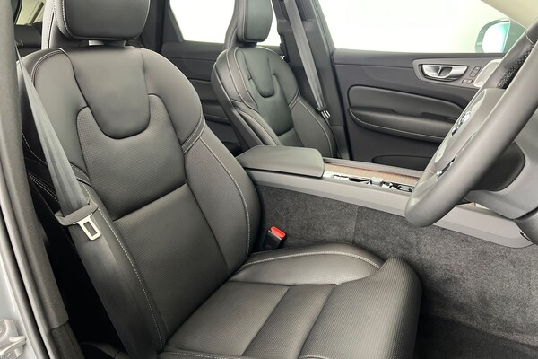 Used Volvo XC60 2024 for sale - 75440071: Photo 32