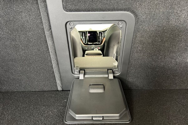 Used Volvo XC60 2024 for sale - 75440071: Photo 39