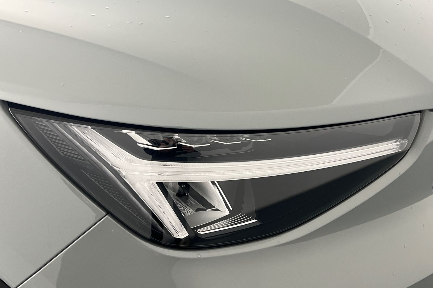 Used Volvo XC40 2025 for sale - 76614969: Photo 18