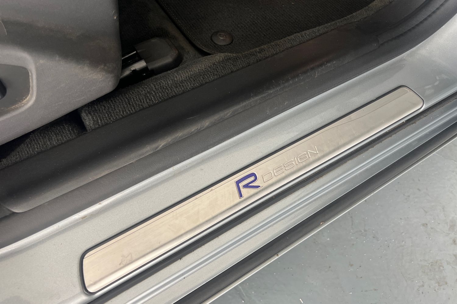 Vehicle 27