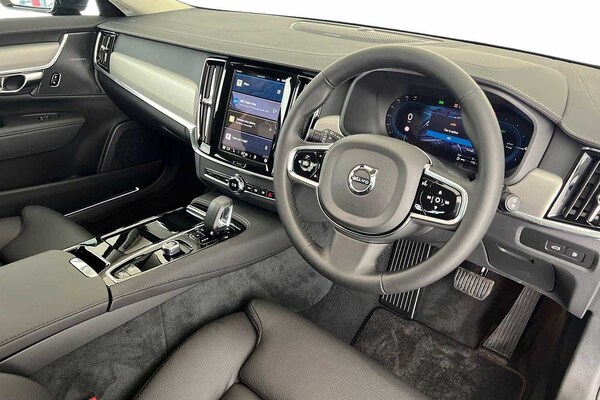 Used Volvo V90 2024 for sale - 75440065: Photo 10