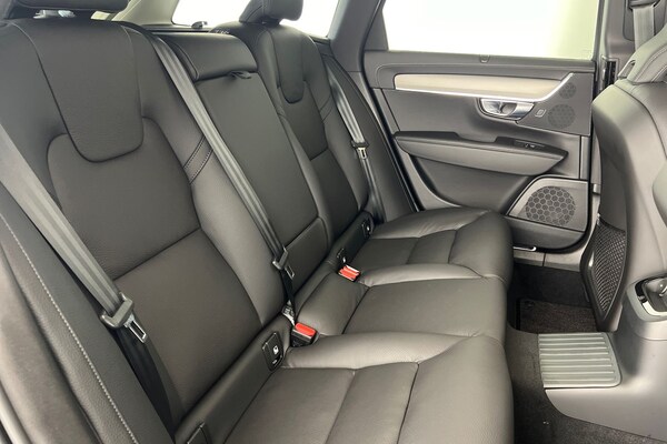 Used Volvo V90 2024 for sale - 75440065: Photo 30