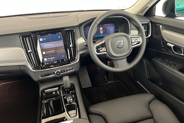 Used Volvo V90 2024 for sale - 75440065: Photo 32
