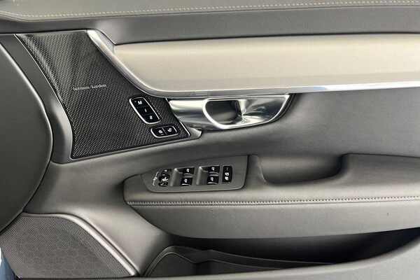 Used Volvo V90 2024 for sale - 75440065: Photo 34