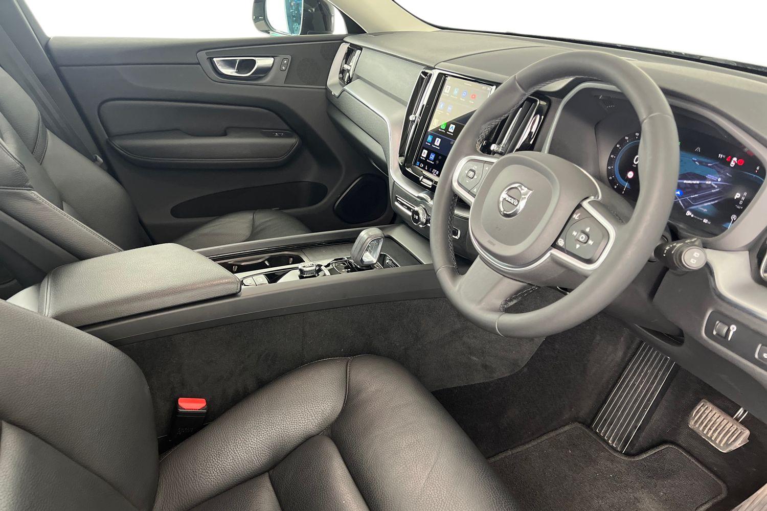 Used Volvo XC60 2021 for sale - 76796352: Photo 10