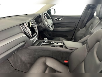 Used Volvo XC60 2021 for sale - 76796352: Photo