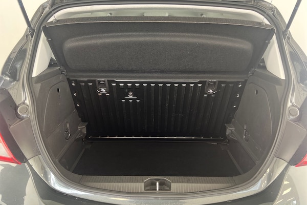 Used Vauxhall Corsa 2017 for sale - 76037612: Photo 8