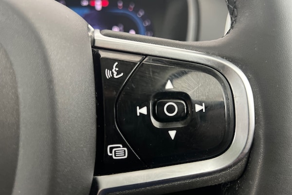 Used Volvo XC90 2023 for sale - 75439977: Photo 12