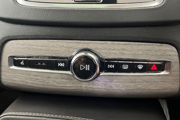 Used Volvo XC90 2023 for sale - 75439977: Photo 14