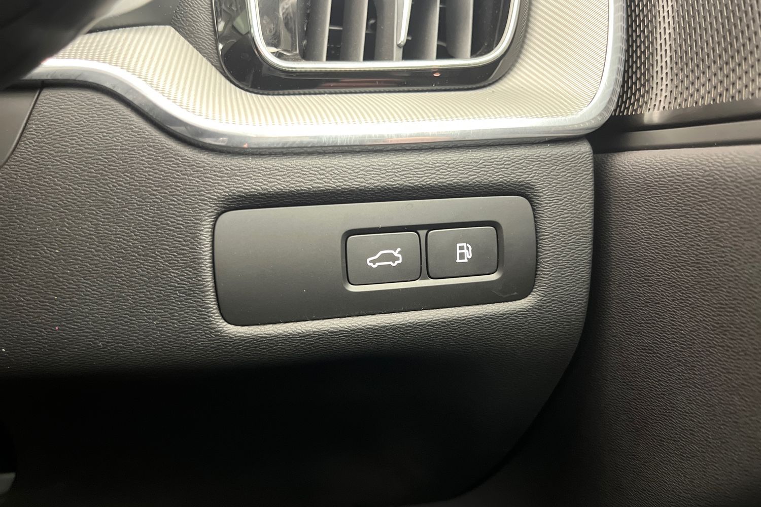 Vehicle 37
