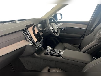 Used Volvo XC90 2025 for sale - 76479682: Photo