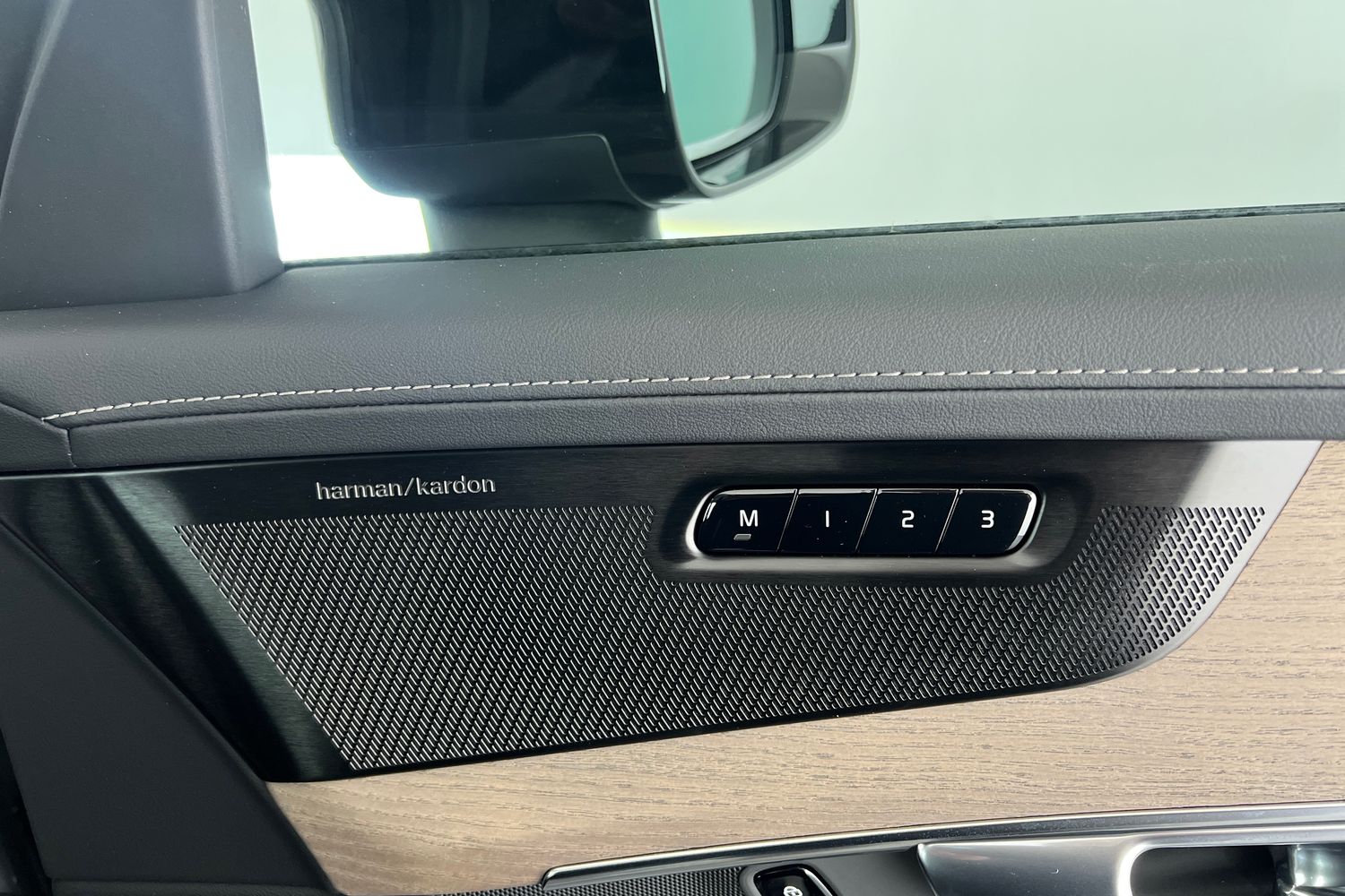 Used Volvo XC90 2025 for sale - 76796326: Photo 31