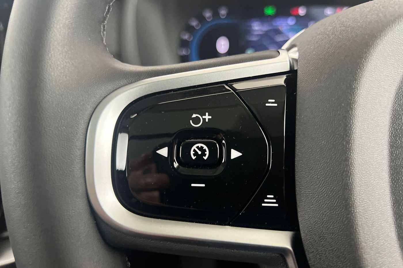 Used Volvo XC90 2025 for sale - 76921932: Photo 11