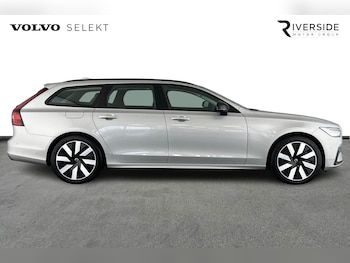 Used Volvo V90 2025 for sale - 79057108: Photo