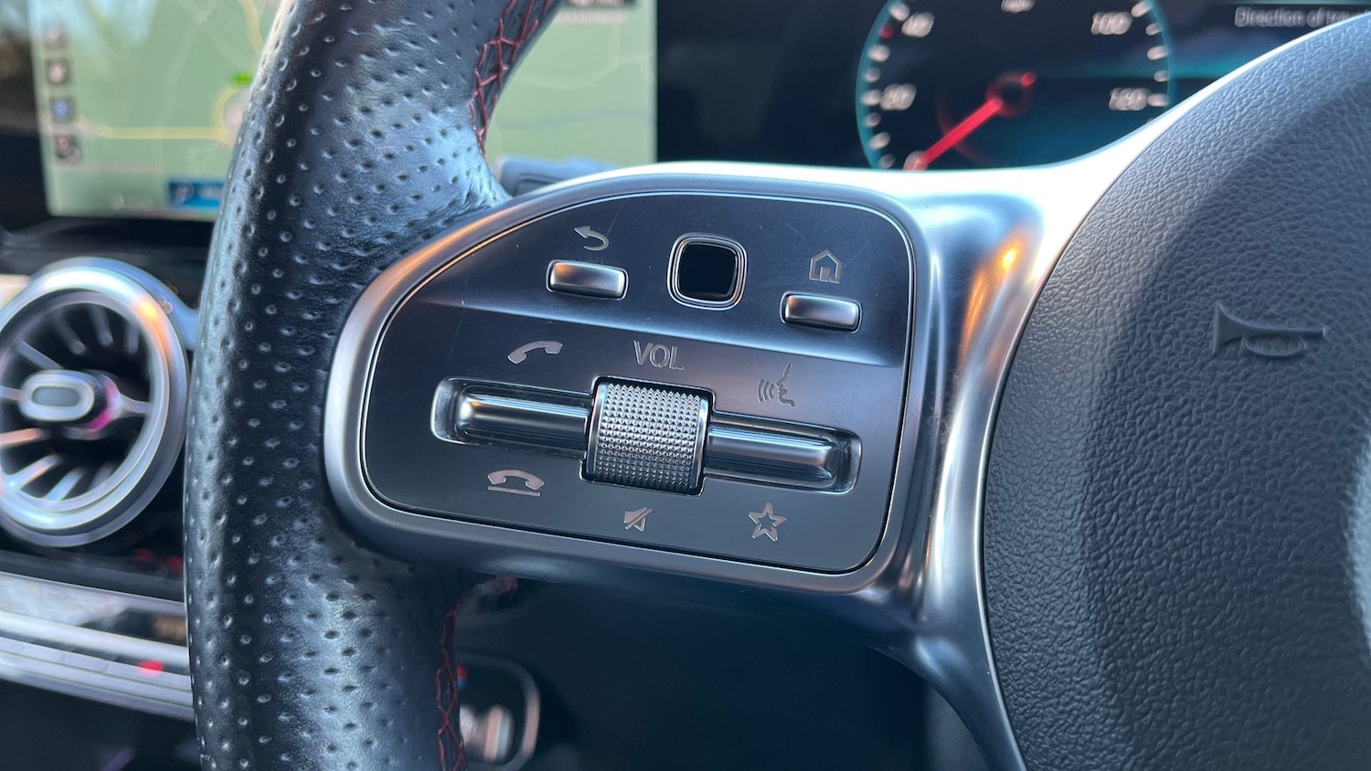 Used Mercedes-Benz EQA 2021 for sale - 76949437: Photo 19