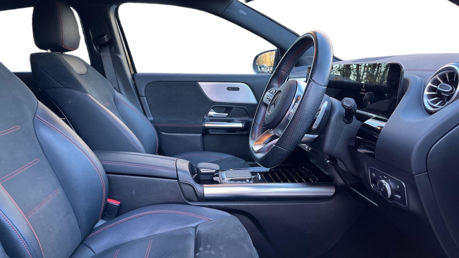 Used Mercedes-Benz EQA 2021 for sale - 76949437: Photo 3