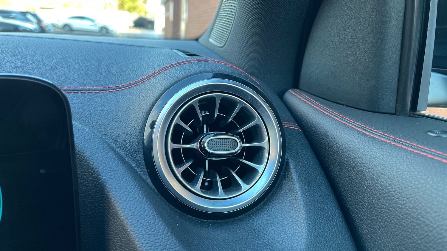 Used Mercedes-Benz EQA 2021 for sale - 76949437: Photo 39